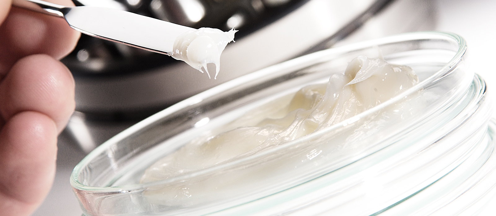 rhenus 特殊潤(rùn)滑脂——適用于鐵路運(yùn)輸車